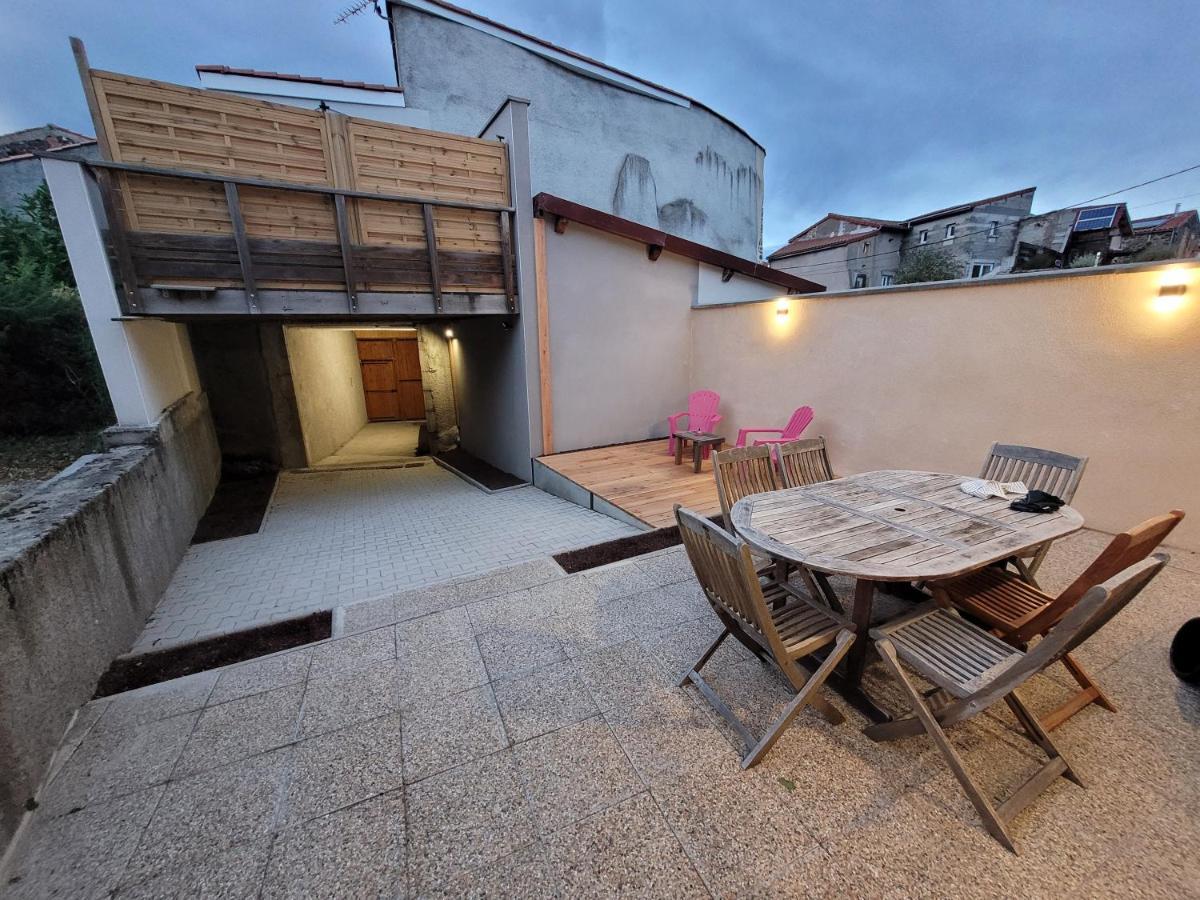 Les Maisons Bareyre - Grandes Maisons Avec Terrasse Saint-Sandoux Exterior foto
